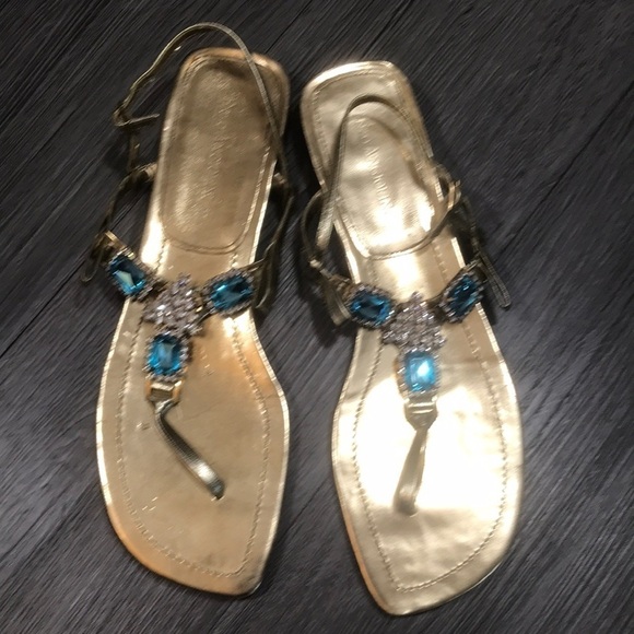 Enzo Angiolini Gold Rhinestone Thong Style Flat Sandals size 8 - Picture 1 of 9